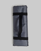 Charger l'image dans la galerie, carryable picnic blanket Go Transit