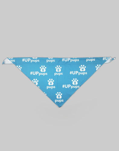 Un bandana bleu avec le logo UP Pups en travers