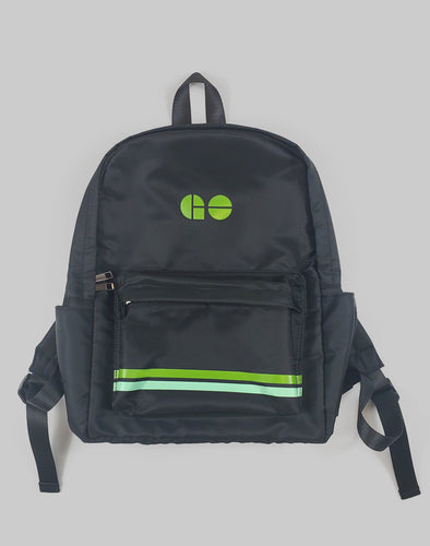 The perfect back pack for students on the GO. Features a large main compartment and front zip pocket.